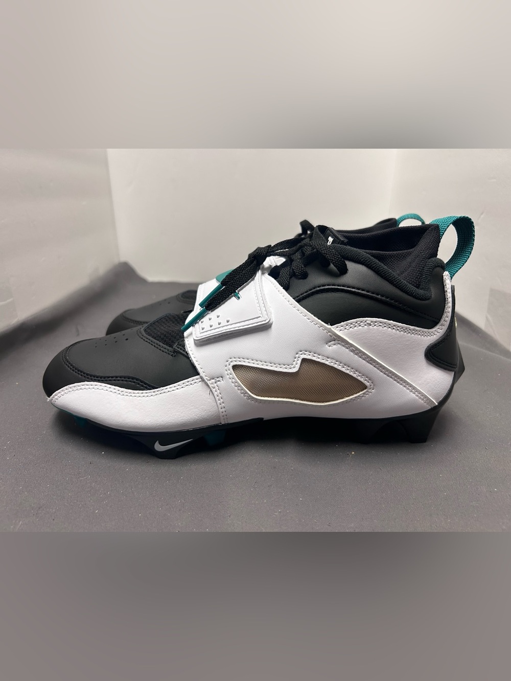 Nike Air Diamond Turf 93 TD Emerald Green Football Cleats HF5298-102 Men.